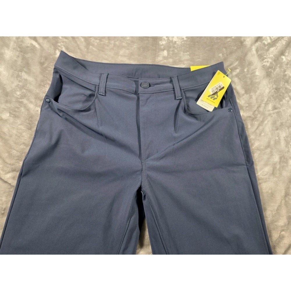 NWT All in Motion 360 Lifestyle Regular Fit Moisture Wicking, Quick Dry,‎ 32x30 - Picture 2 of 7